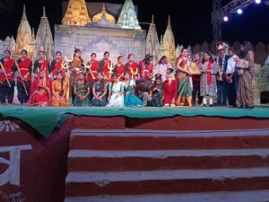 *बुंदेली महोत्सव में मडियादो छात्रावास की बालिकाओं ने सांस्कृतिक प्रस्तुतियों से समाज को दिया सशक्त संदेश*