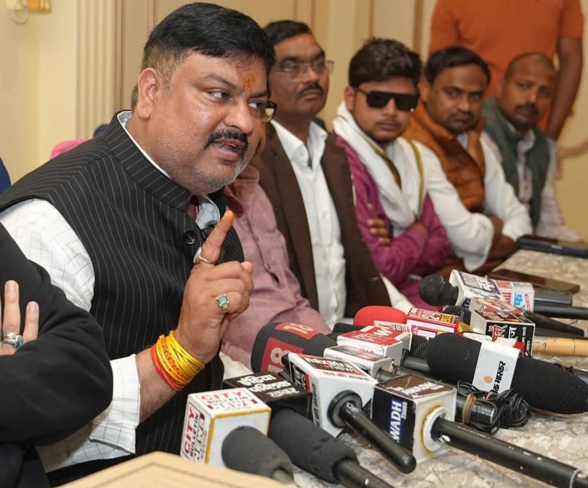 *एस पी की प्रेसवार्ता अयोध्या*