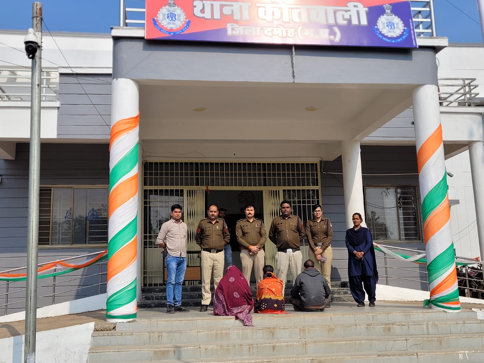 *दमोह में विद्युत विभाग टीम पर हमला तीन आरोपी गिरफ्तार, अन्य की तलाश जारी*