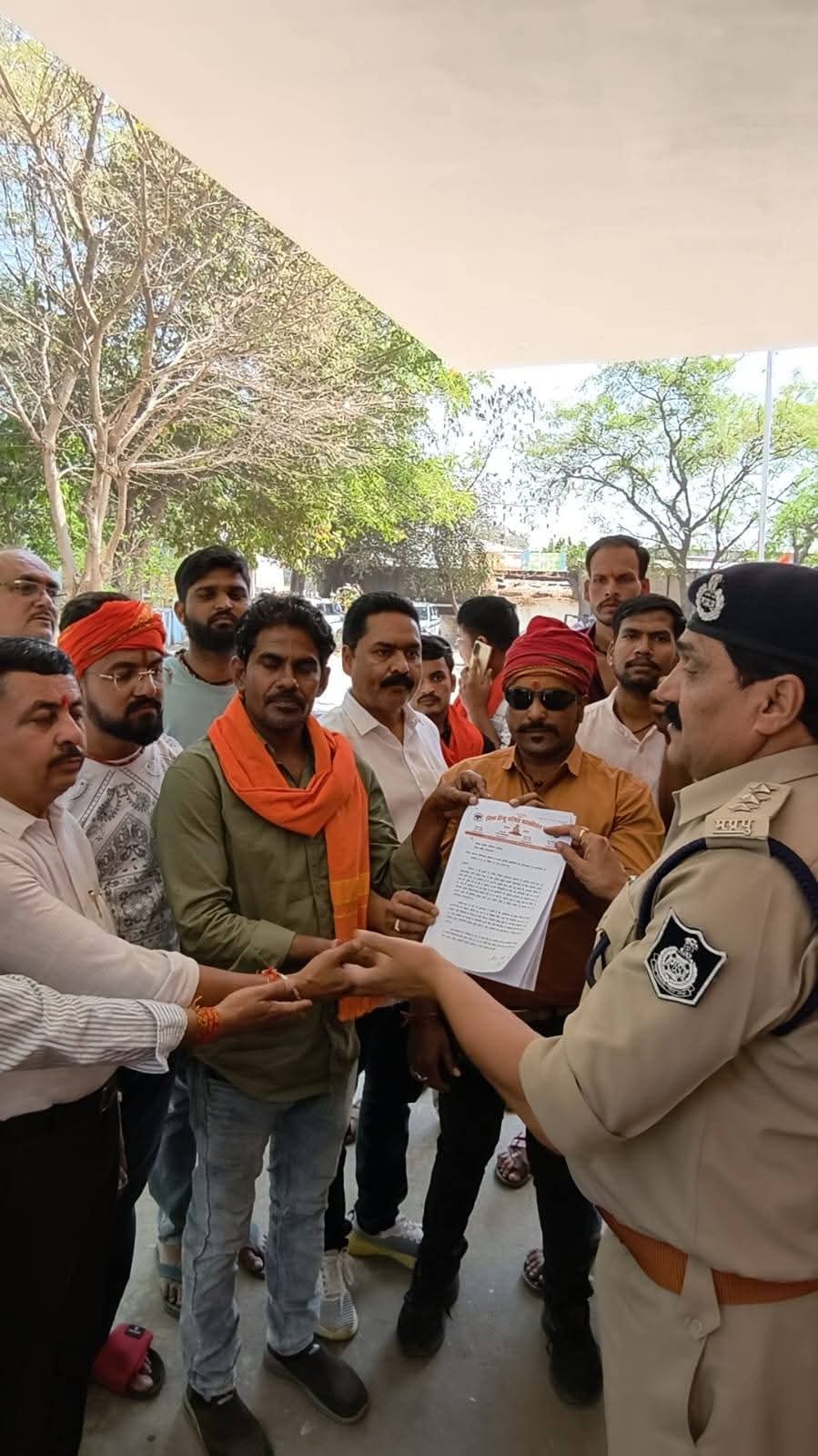 *मिशन अस्पताल प्रकरण में फरार आरोपियों की गिरफ्तारी व संपत्ति विक्रय पर रोक लगाने की मांग*