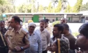 *हृदयाघात से कर्मचारी की मौत परिजनों ने लगाए प्रताड़ना के आरोप जांच जारी*