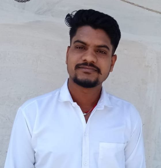 *शादी की खुशियां मातम में बदली खरीदारी कर घर लौट रहे युवक की सड़क हादसे में मौत*