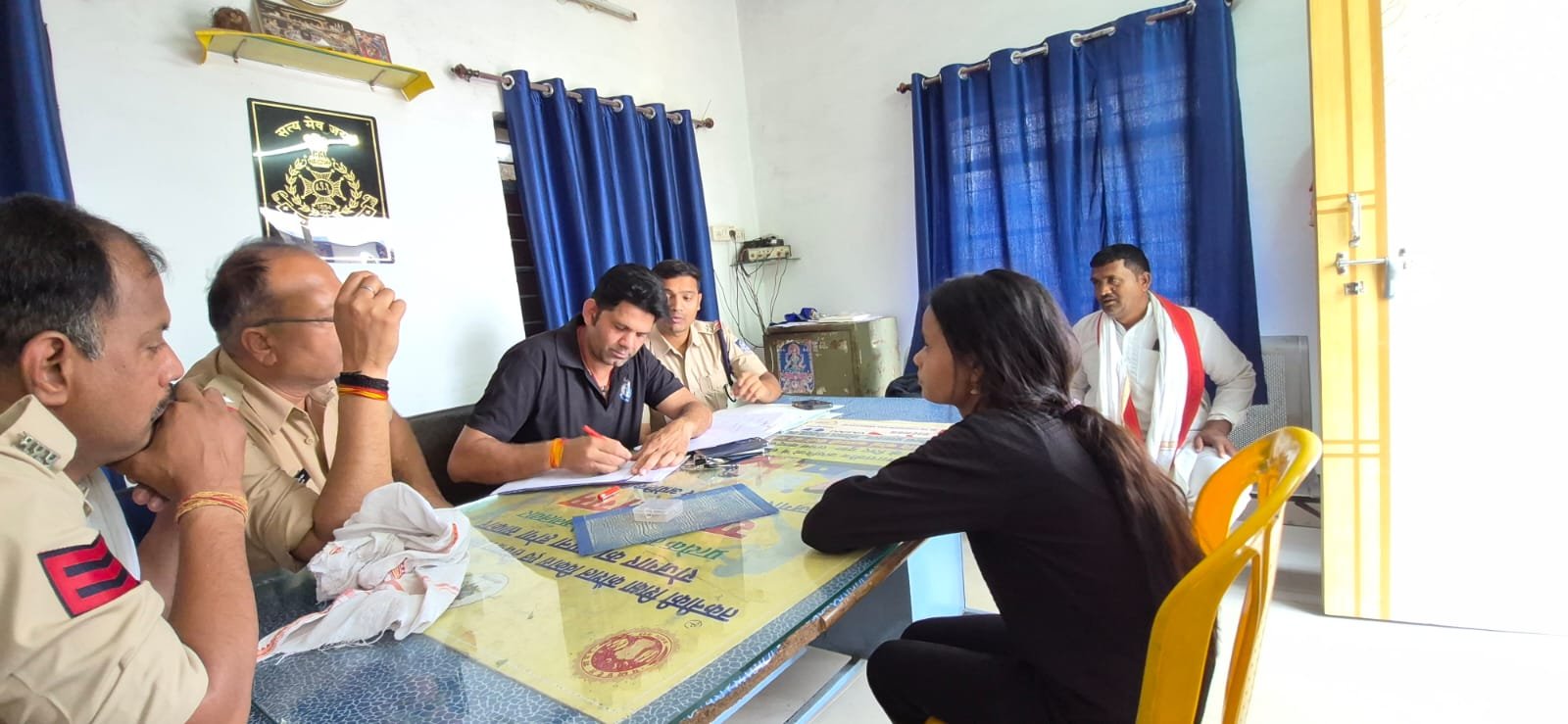 *दमोह में रिश्तों को शर्मसार करने वाली वारदात — भतीजे ने चाचा की पत्थर पटककर की हत्या आरोपी गिरफ्तार*