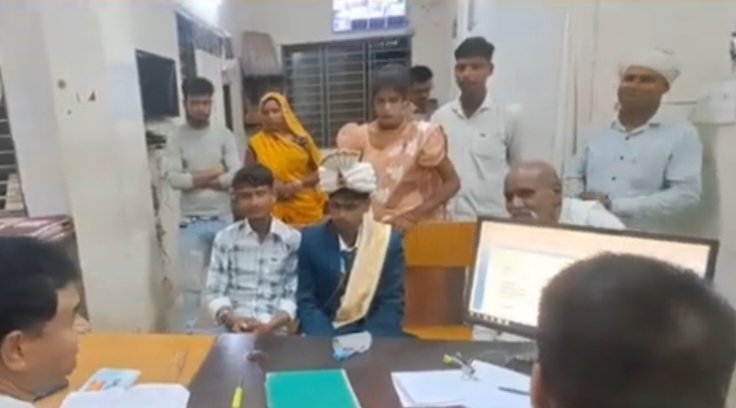 *घोड़ी की परंपरा पर हमला या सामाजिक बराबरी से असहजता*