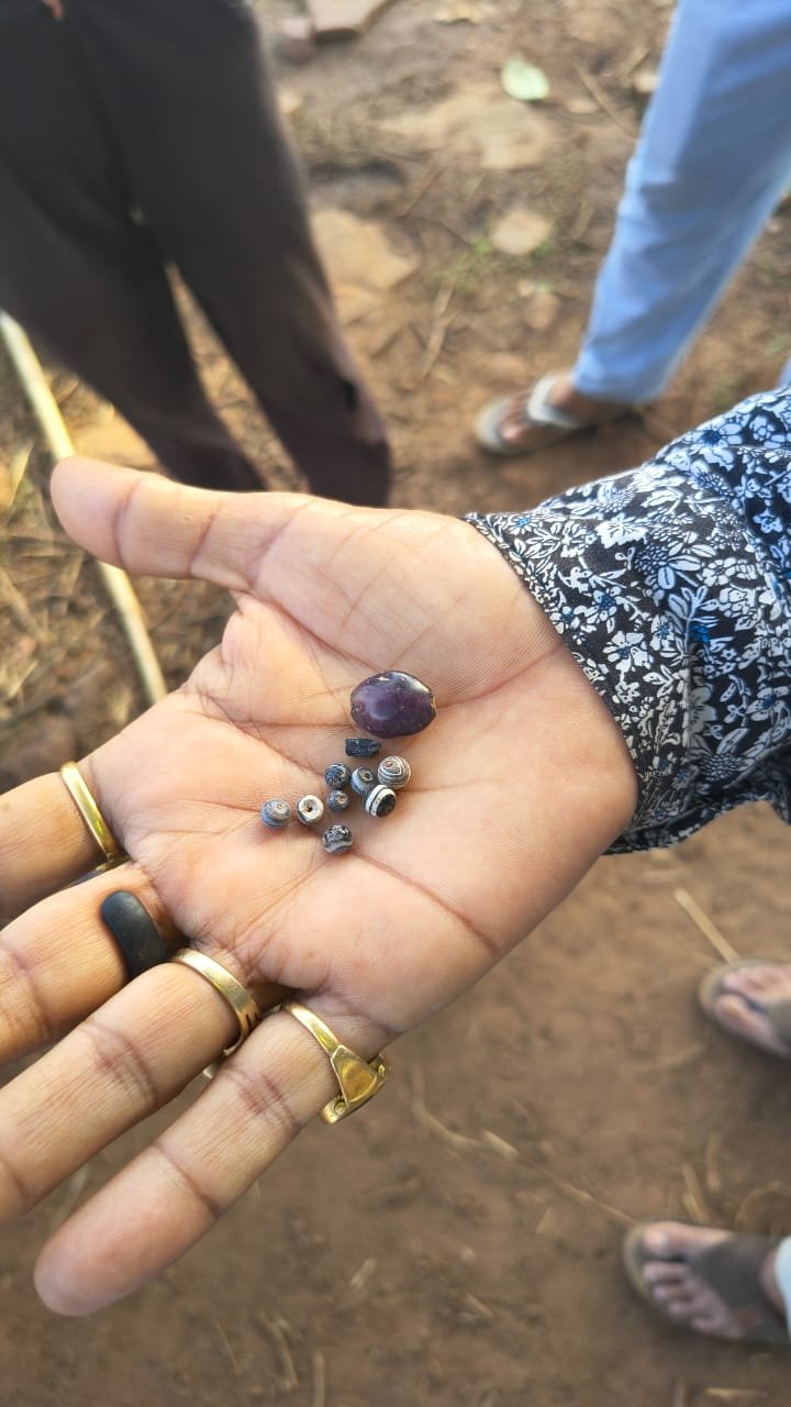 *27 मील पर शासकीय भूमि से अतिक्रमण हटाया गया, सुलेमानी पत्थर की अवैध खुदाई पर प्रशासन सख्त*