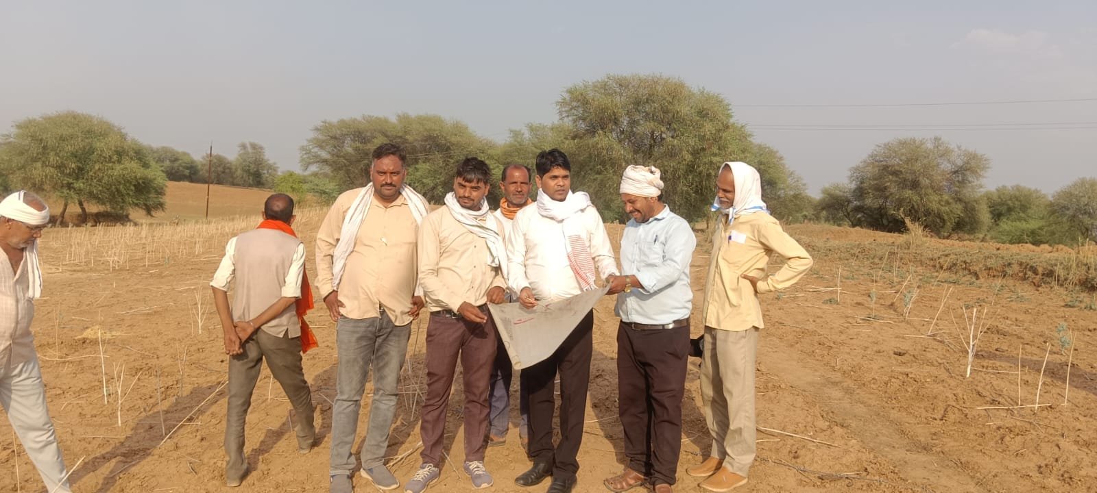 *पटेरा में राजस्व सीमांकन महाअभियान एक दिन में 185 सीमांकन कर बना रिकॉर्ड*