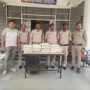 *पटेरा पुलिस की बड़ी कार्रवाई 10 किलो 900 ग्राम गांजा सहित आरोपी गिरफ्तार*