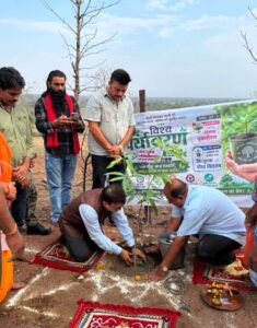 *100 पुत्र एक वृक्ष के बराबर  प्रधान जिला एवं सत्र न्यायाधीश सुभाष सोलंकी*