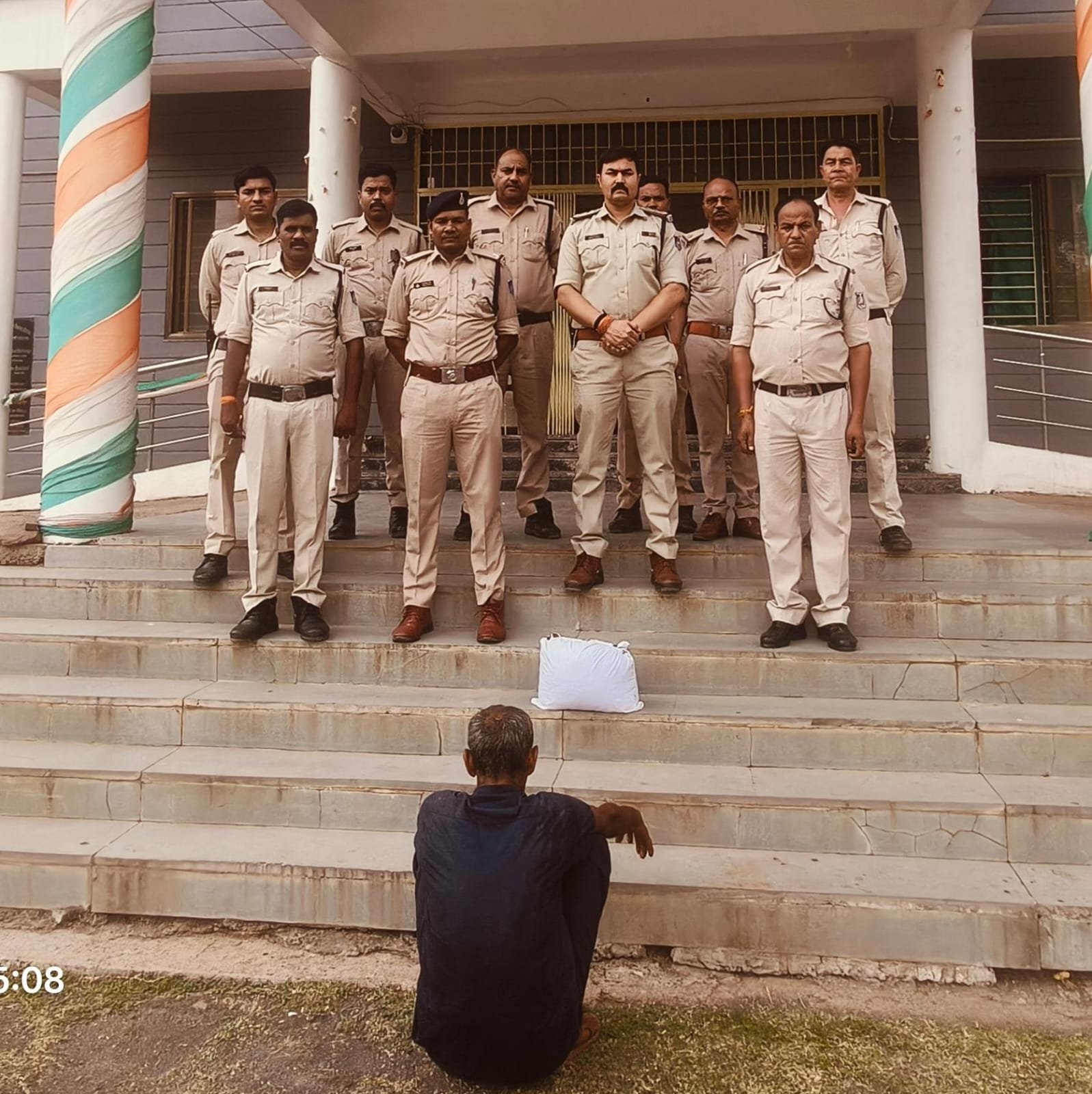 *दमोह कोतवाली पुलिस की बड़ी कार्रवाई 3 किलो गांजा के साथ एक आरोपी गिरफ्तार*