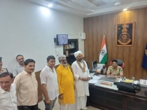 *सीतानगर बड़ीशाला मंदिर से श्रीराम-जानकी की प्रतिमा गायब पुलिस अधीक्षक को सौंपा ज्ञापन*