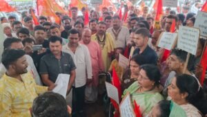 *बांदकपुर कॉरिडोर को लेकर हिंदू समाज का प्रदर्शन सरपंच पर कार्रवाई की मांग*