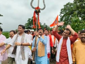 *राज्यमंत्री लोधी के नेतृत्व में 121 किलोमीटर की कांवड़ यात्रा पंचवटी भेड़ाघाट से बांदकपुर धाम तक भक्तिमय माहौल*
