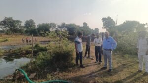 *बटियागढ़ में बिजली विभाग की सख्ती, कार्यपालन अभियंता ने किया औचक निरीक्षण*